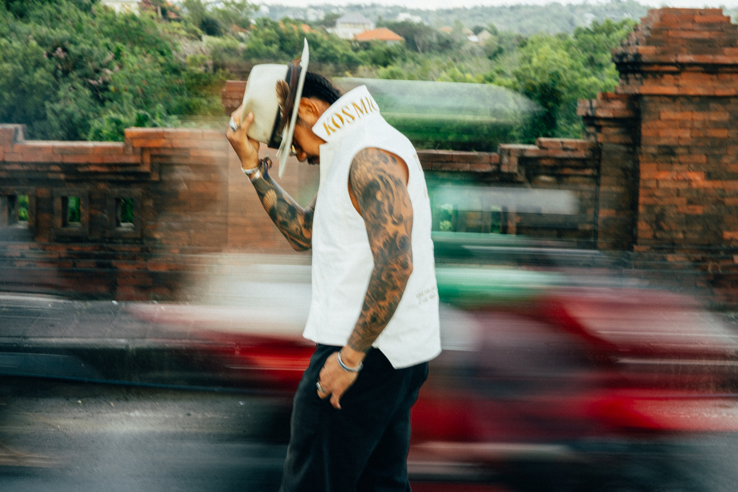 Making Love - Desert Vest - White Canvas -Gold